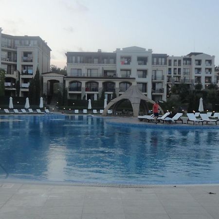 Apartment In Green Beach Resort Kavatsi Sozopol Esterno foto